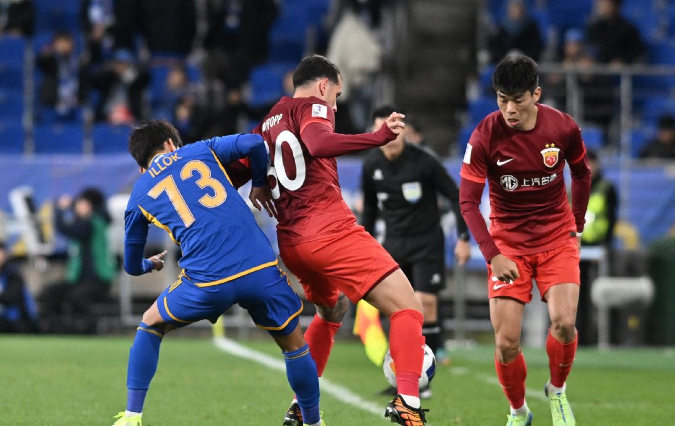 德甲加时末段再迎强敌，上海申花状态回暖，主帅态度：质疑声仍在，控场能力受关注的简单介绍