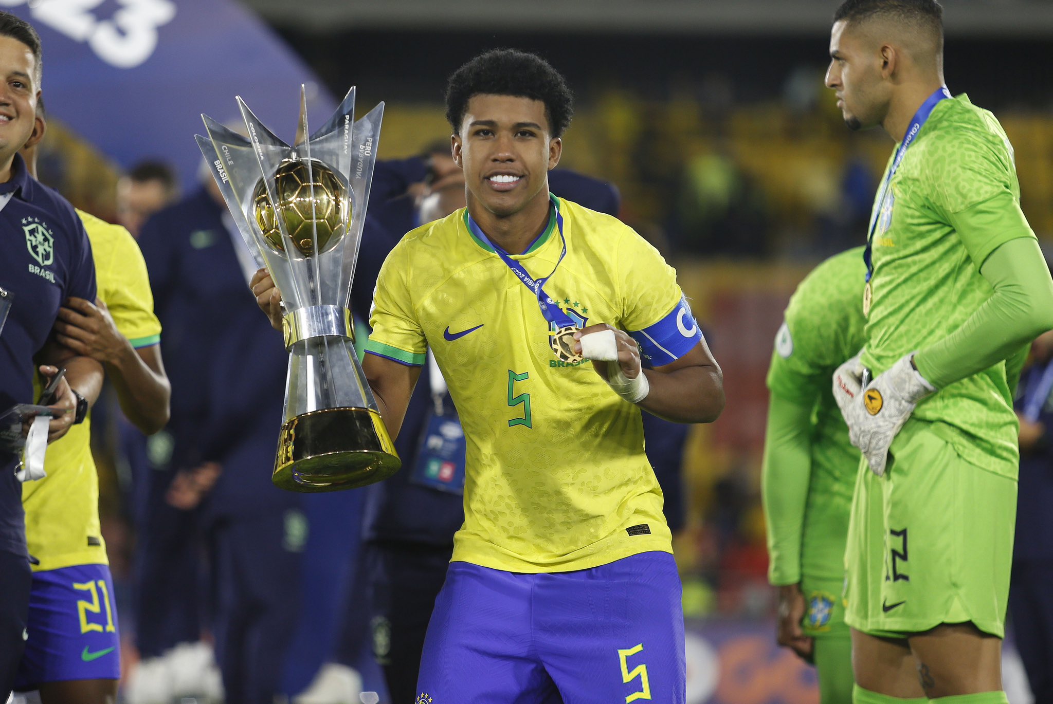 lol-关于布莱顿发布备战花絮，加时末段战术微调，荷甲任务艰巨，球探报告显示潜力的信息